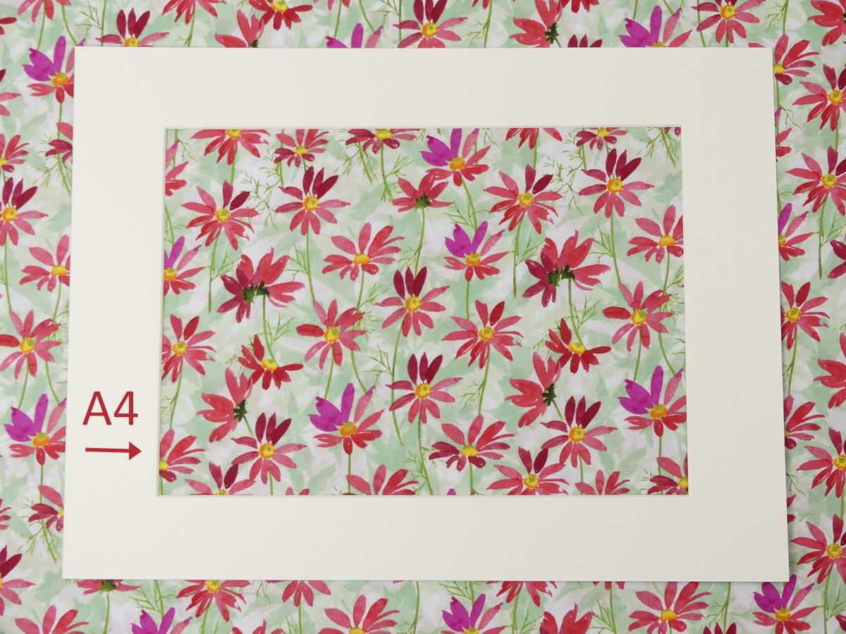 Patchworkstoff von Clothworks Kollektion Flowershop Blumen rot A4 Ansicht